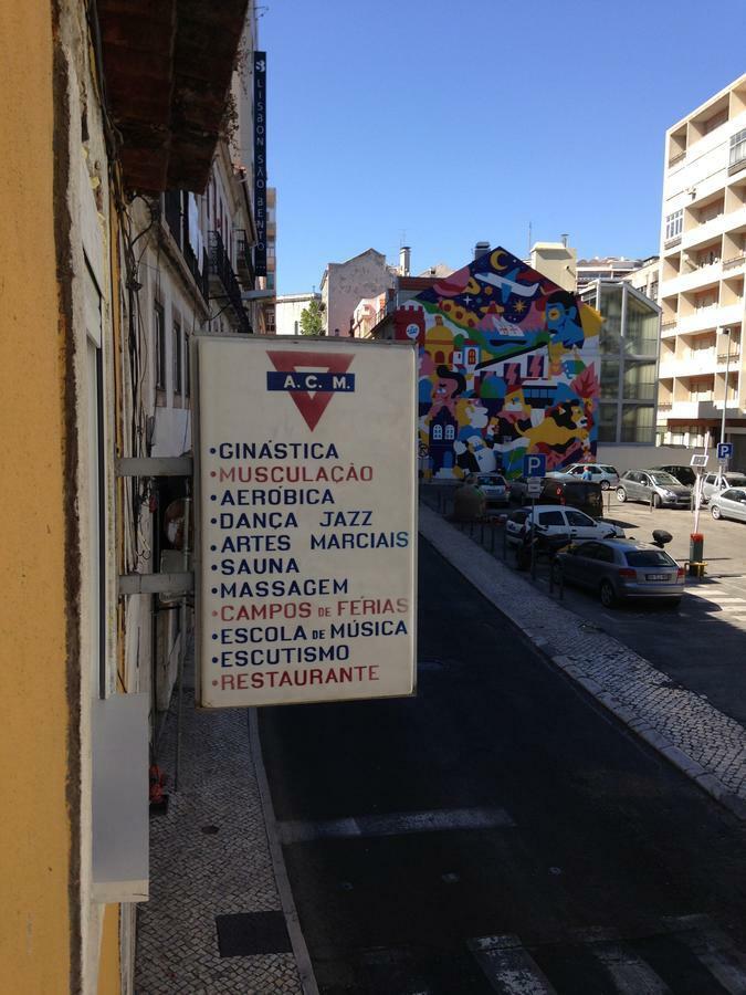 Acm Hostal *